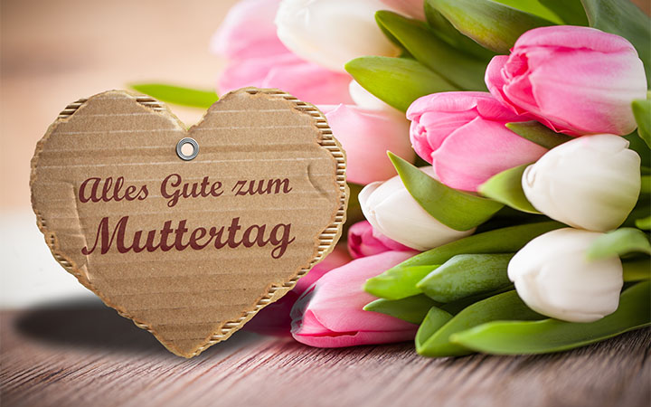 Grußkarte aus Wellpappe zum Muttertag Grußkarte aus Wellpappe zum Muttertag