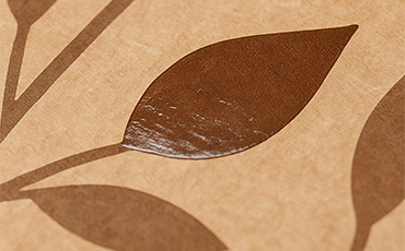 Spot-Lackierung auf Wellpappe Spot-Lackierung auf Wellpappe