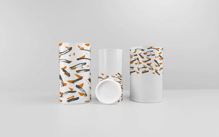 Cardboard cans with Labelprint24 pattern