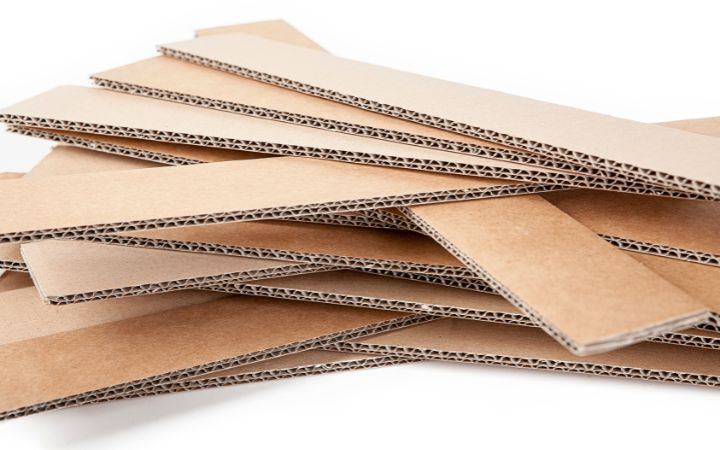 Wellpappe in unterschiedlichen Größen Wellpappe in unterschiedlichen Größen