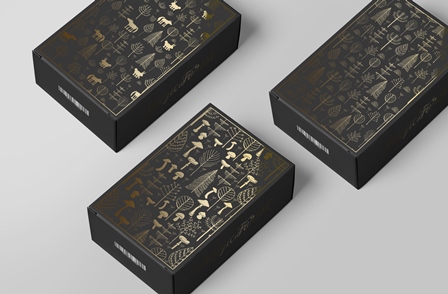 Black folding boxes with gold hot foil stamping